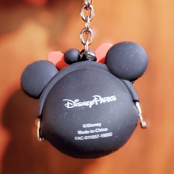 Disney Accessories Disney Parks Minnie Mouse Coin Purse Keychain